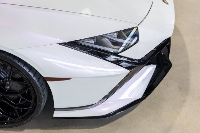 Used 2024 Lamborghini Huracan Tecnica image 26
