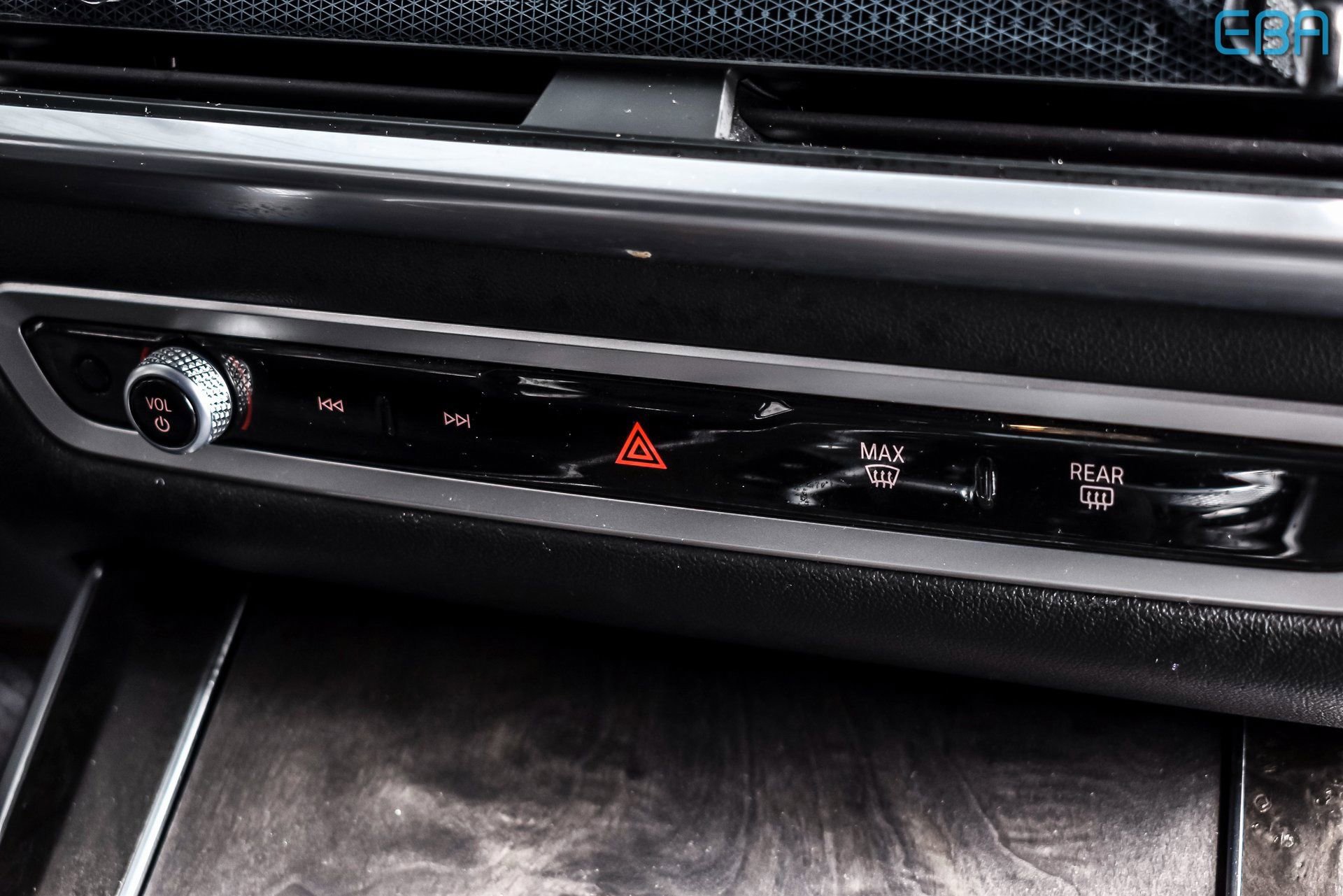 Used 2024 BMW X5 xDrive40i w/ Premium Package image 27