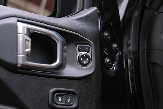 Used 2024 Jeep Wrangler Unlimited Sport image 87