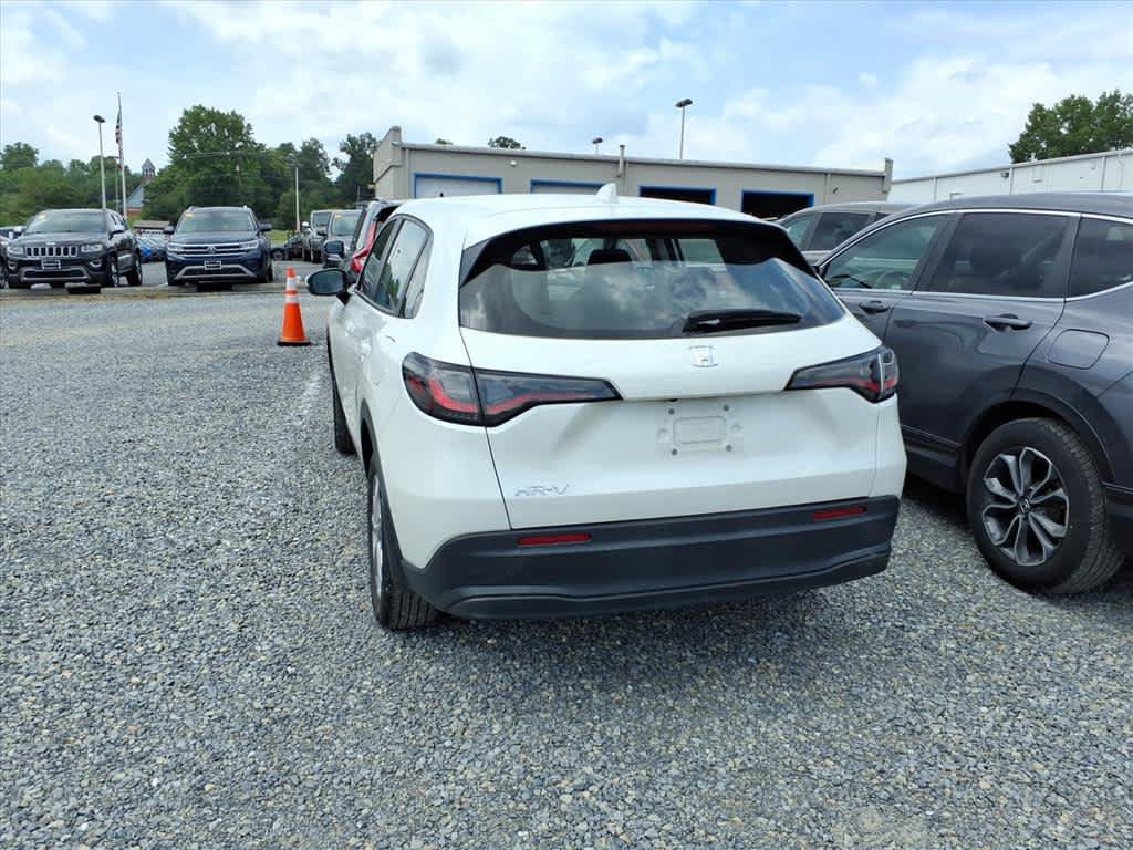 Used 2023 Honda HR-V LX image 7