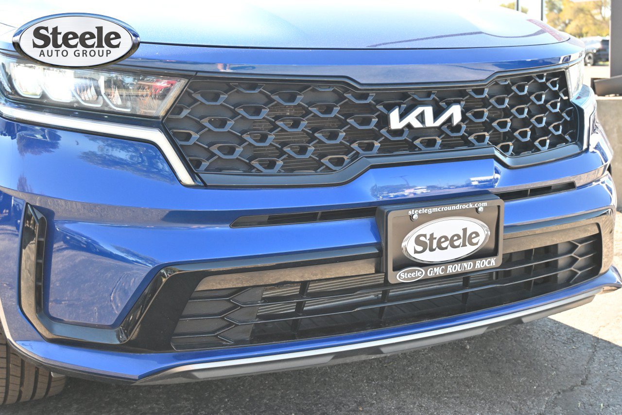 Used 2022 Kia Sorento S FWD image 29