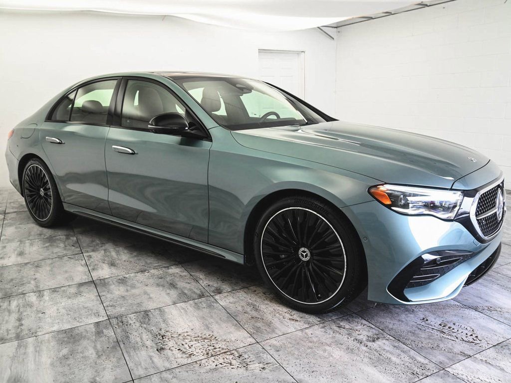 Used 2024 Mercedes-Benz E 450 4MATIC Sedan image 3