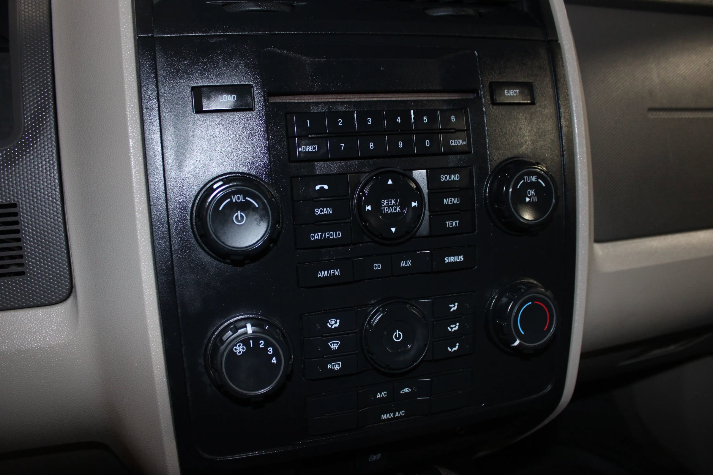Used 2011 Ford Escape XLS w/ 101A Rapid Spec Order Code FWD image 14
