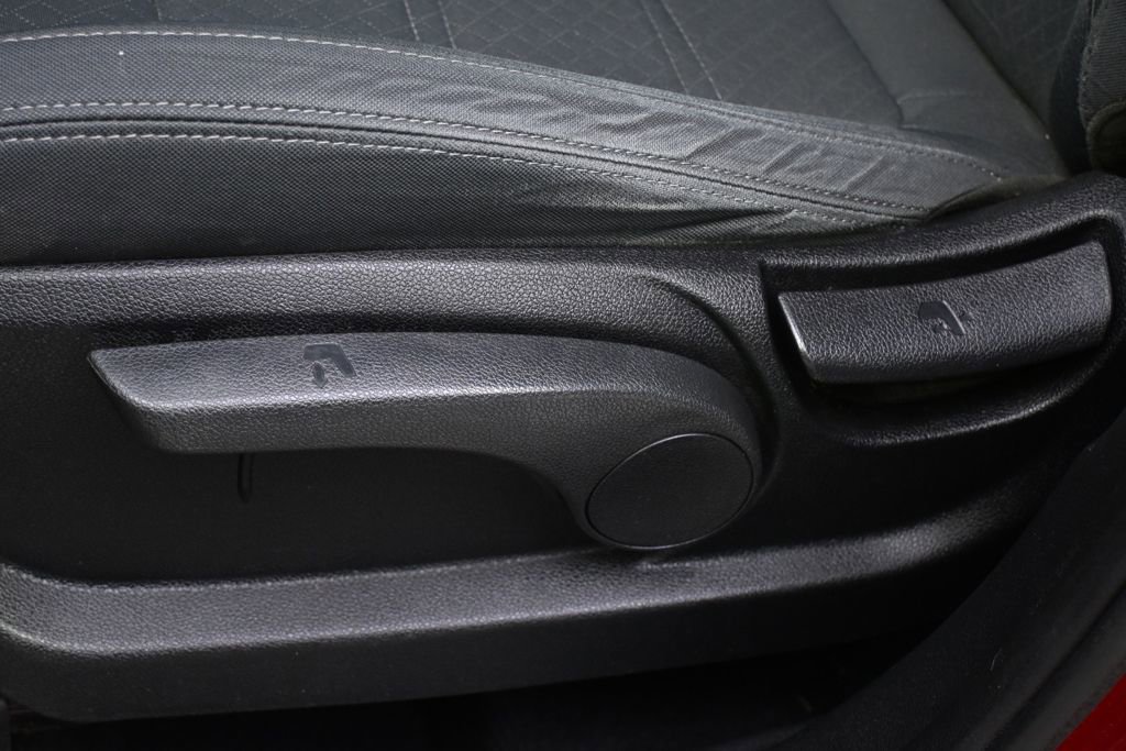 Used 2017 Kia Sorento LX image 14