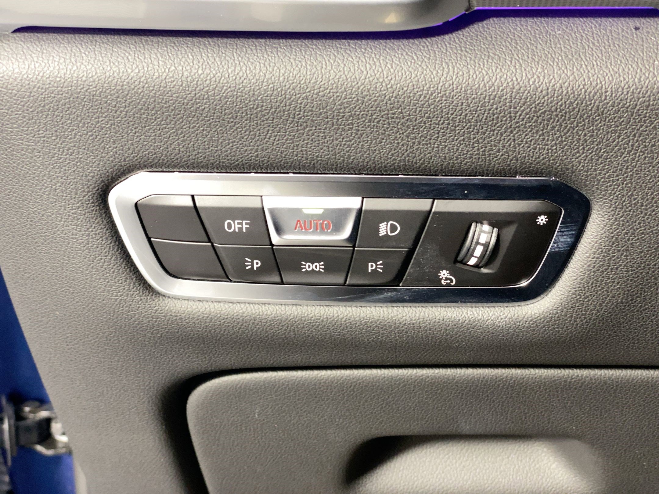 Used 2023 BMW X5 sDrive40i w/ Luxury Seating Package image 16