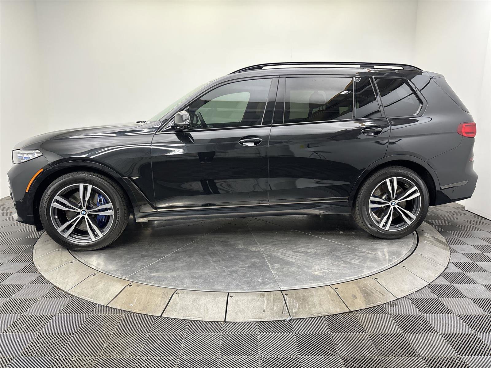 Used 2021 BMW X7 M50i AWD/4WD image 16