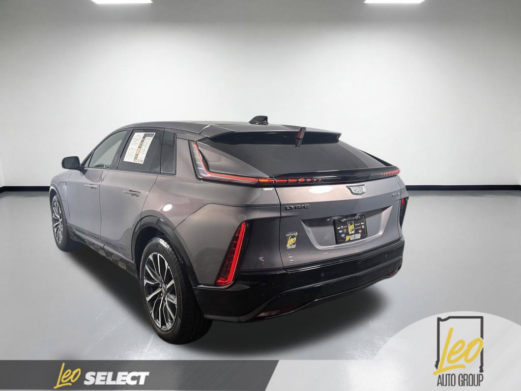 Used 2024 Cadillac Lyriq Sport w/ LPO, Floor Liner Package AWD/4WD image 4