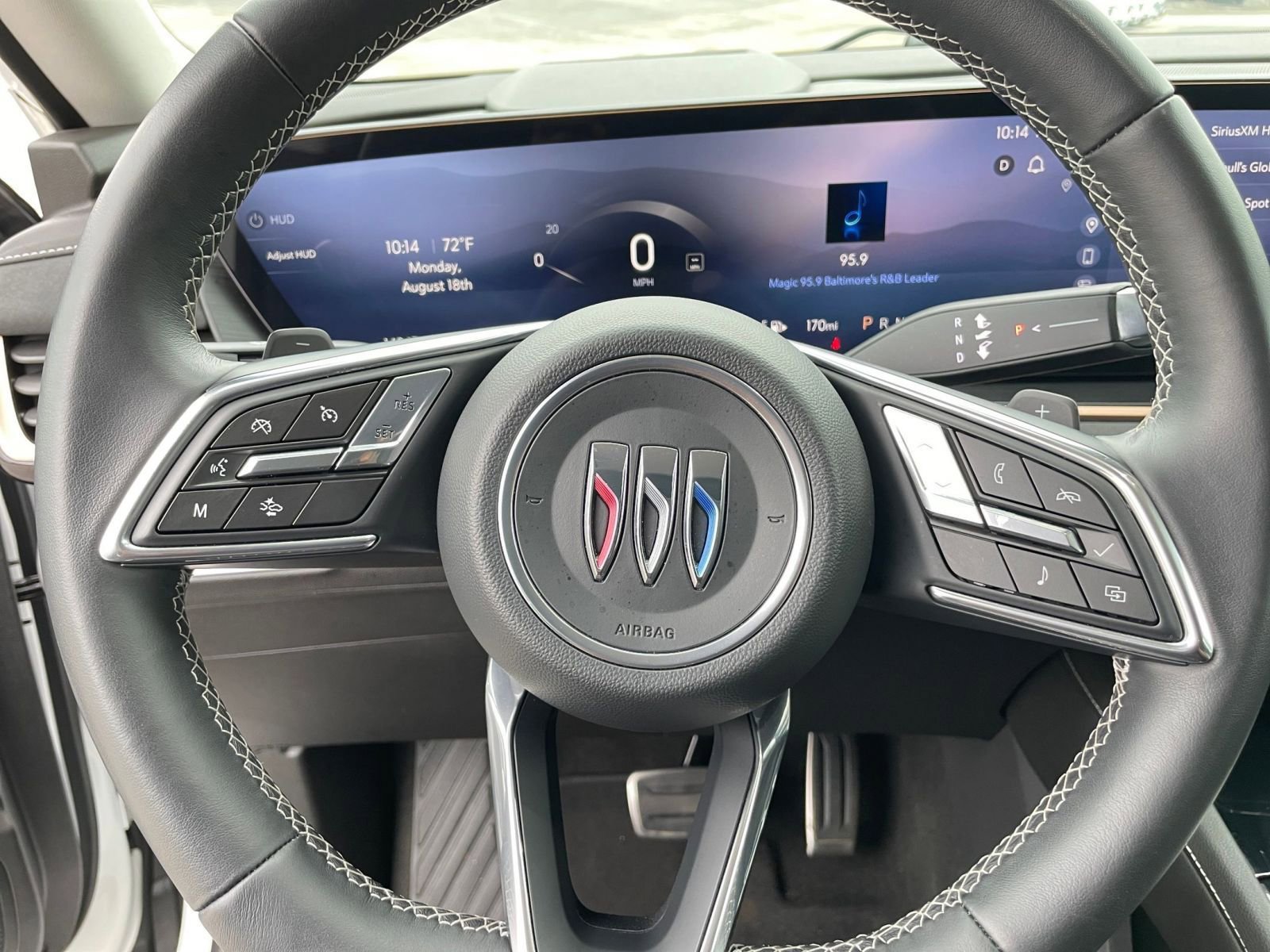 Used 2024 Buick Envision Sport Touring image 28