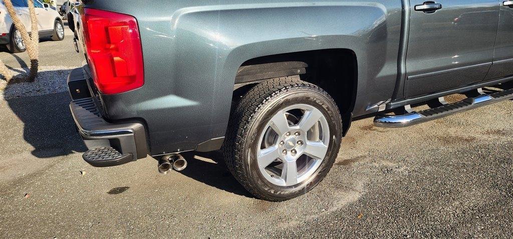 Used 2017 Chevrolet Silverado 1500 LT w/ High Desert Package RWD image 13