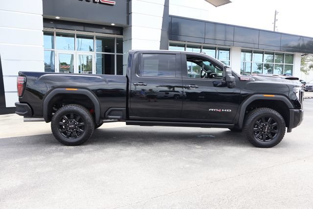 New 2026 GMC Sierra 3500 AT4 w/ AT4 Premium Plus Package AWD/4WD image 10