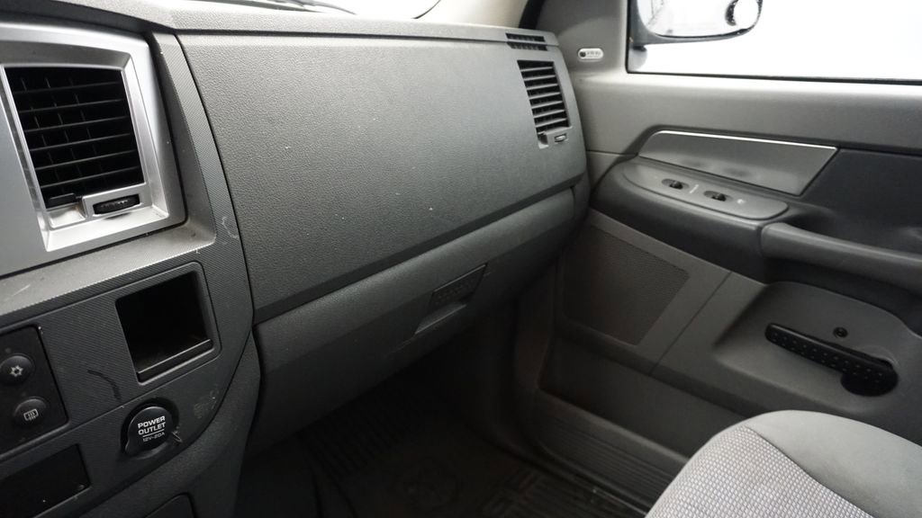 Used 2008 Dodge Ram 1500 Truck SLT w/ Popular Equipment Group image 40