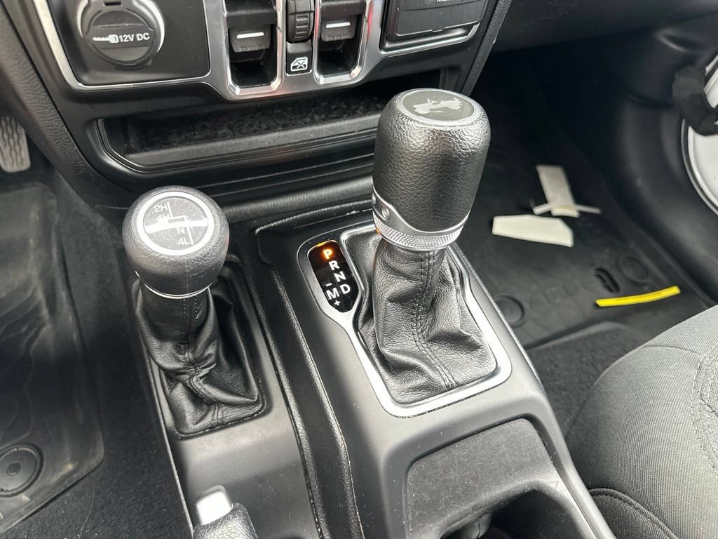 Used 2021 Jeep Wrangler Unlimited Sport AWD/4WD image 26