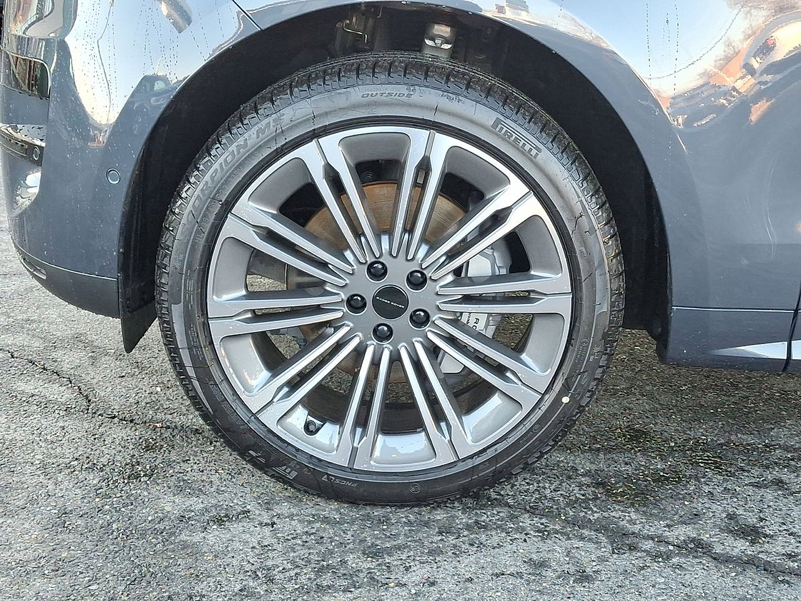 New 2026 Land Rover Range Rover Sport SE image 16