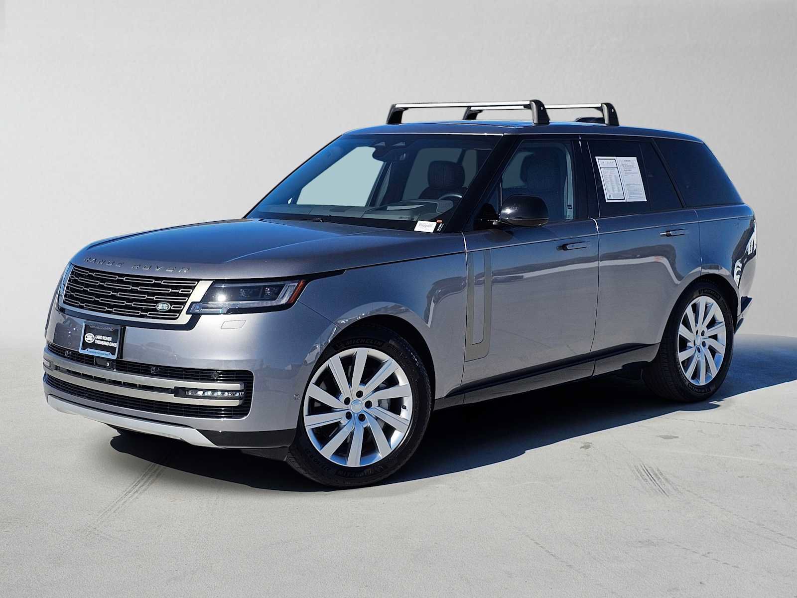 Used 2024 Land Rover Range Rover SE AWD/4WD image 1