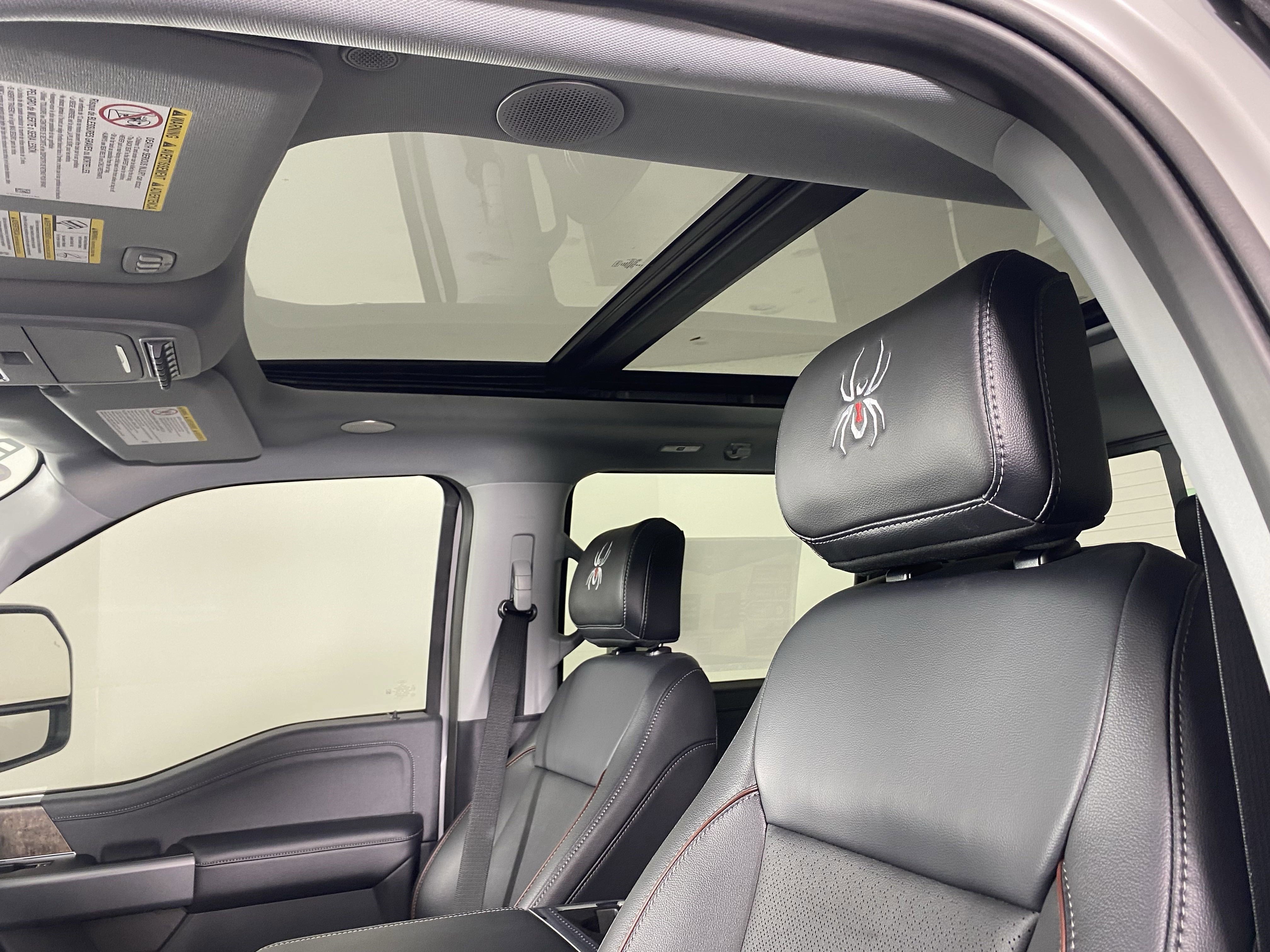 New 2024 Ford F250 Lariat w/ Lariat Ultimate Package image 18