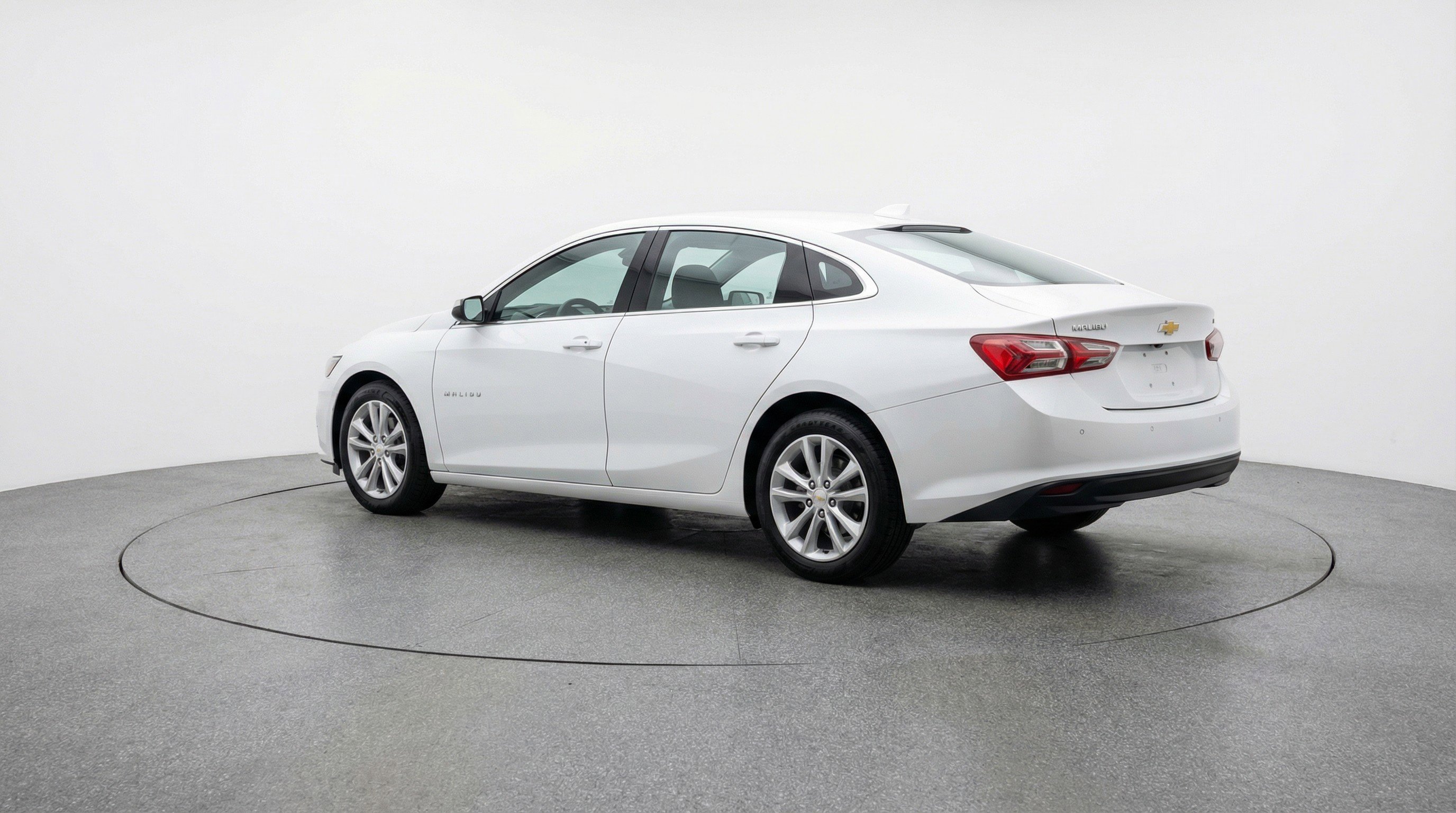 Used 2024 Chevrolet Malibu LT image 6