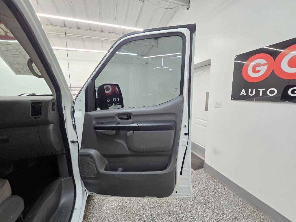 Used 2019 Nissan NV 2500 S RWD image 20