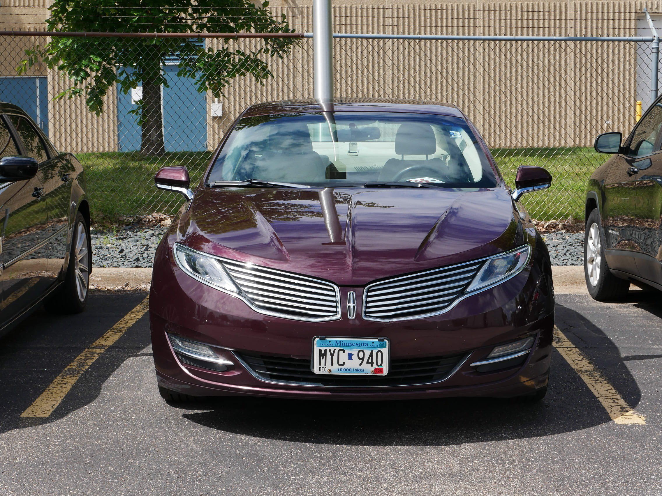 Used 2013 Lincoln MKZ FWD video 2