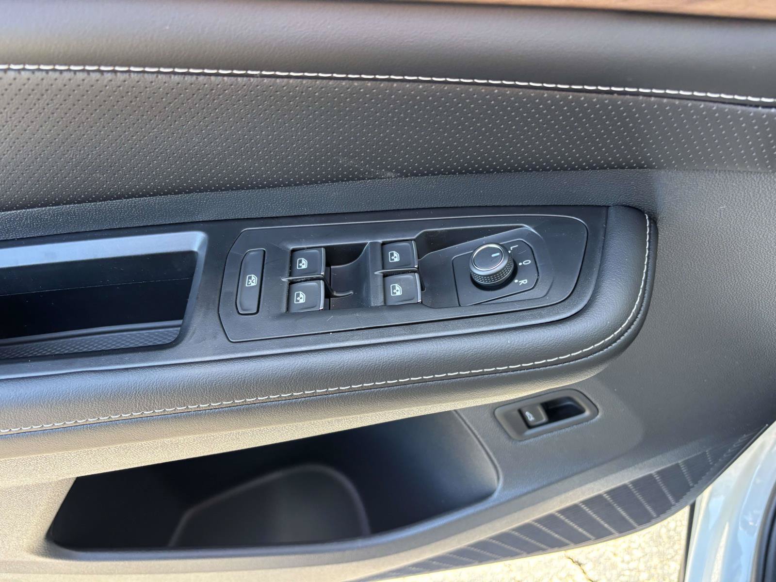 New 2026 Volkswagen Atlas SE AWD/4WD image 13