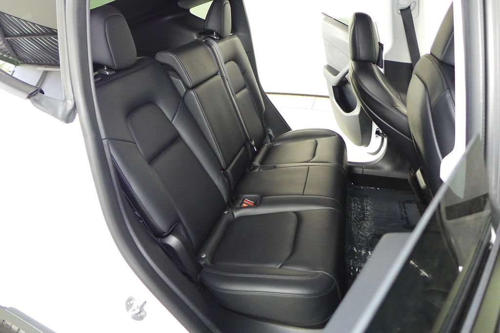 Used 2022 Tesla Model Y Performance AWD/4WD image 20