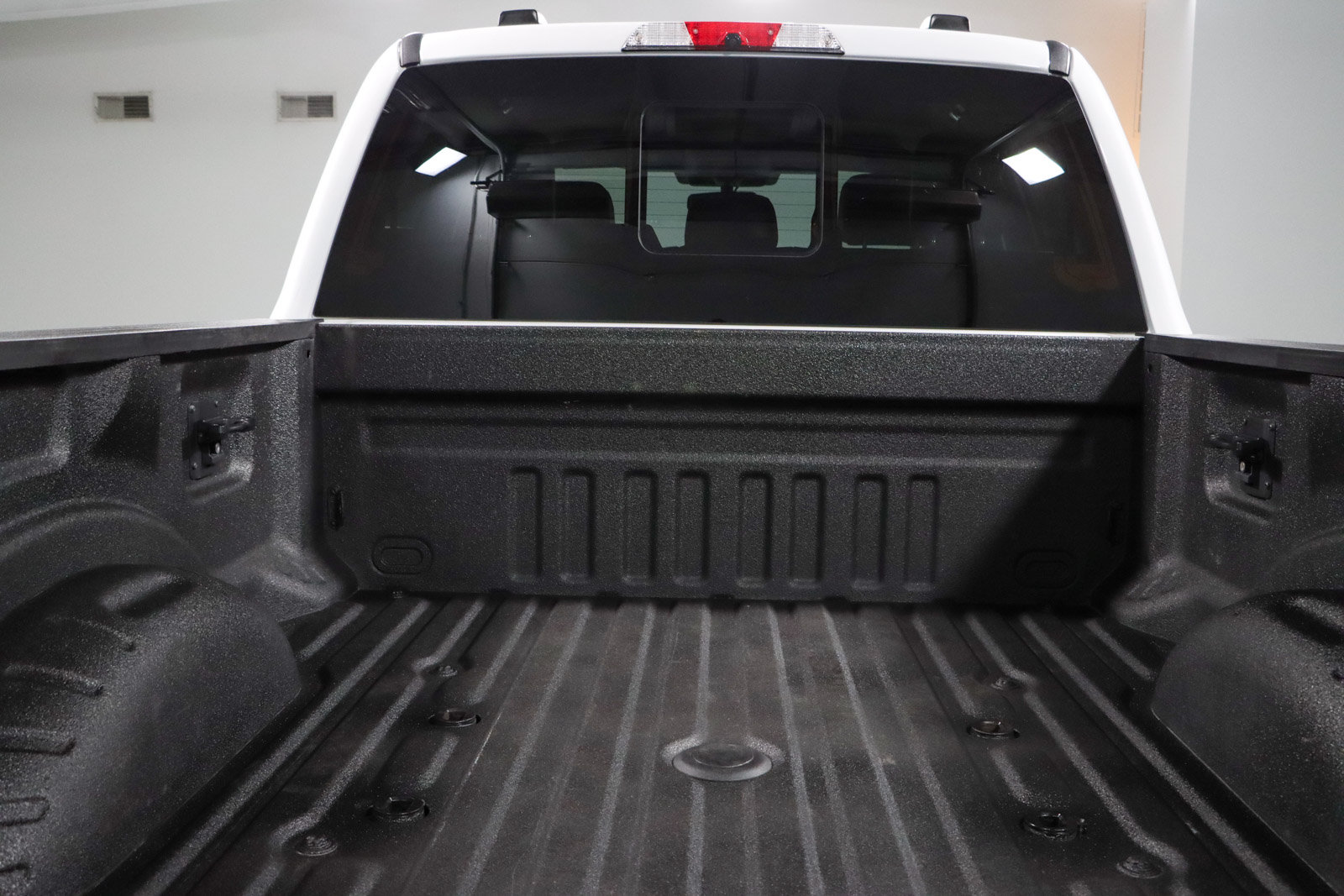 Used 2023 Ford F250 Lariat w/ Sport Appearance Package AWD/4WD image 30