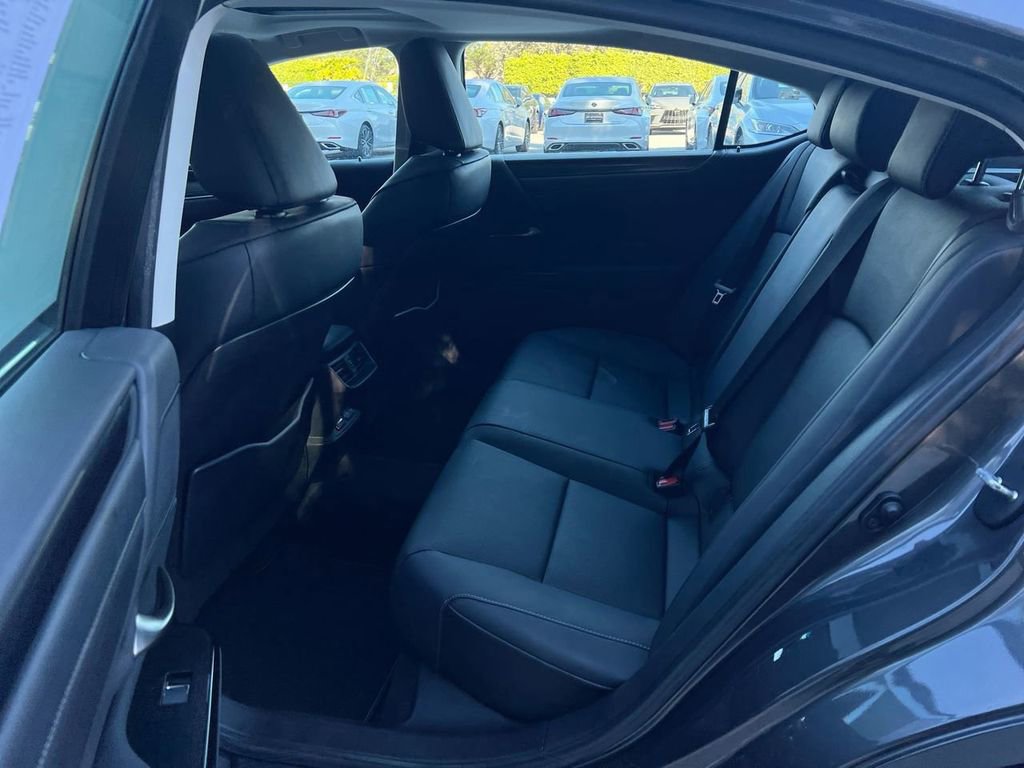Certified 2023 Lexus ES 350 w/ Accessory Package (Z1) image 19