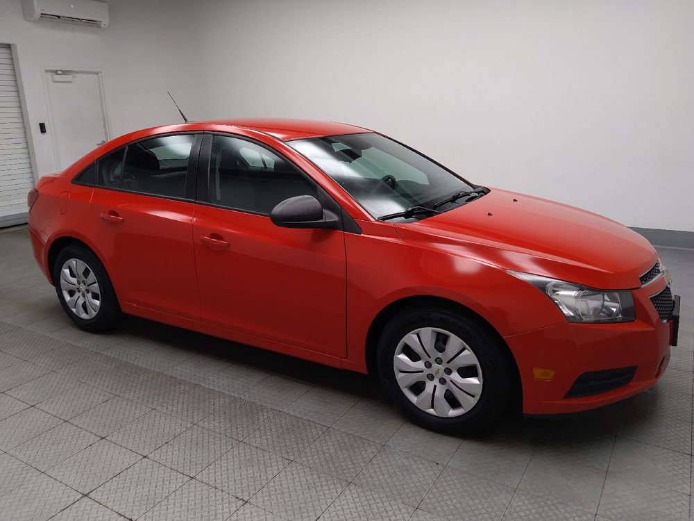 Used 2014 Chevrolet Cruze LS FWD image 11