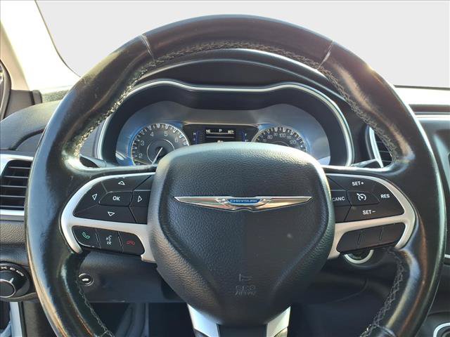 Used 2015 Chrysler 200 Limited w/ Convenience Group FWD image 22