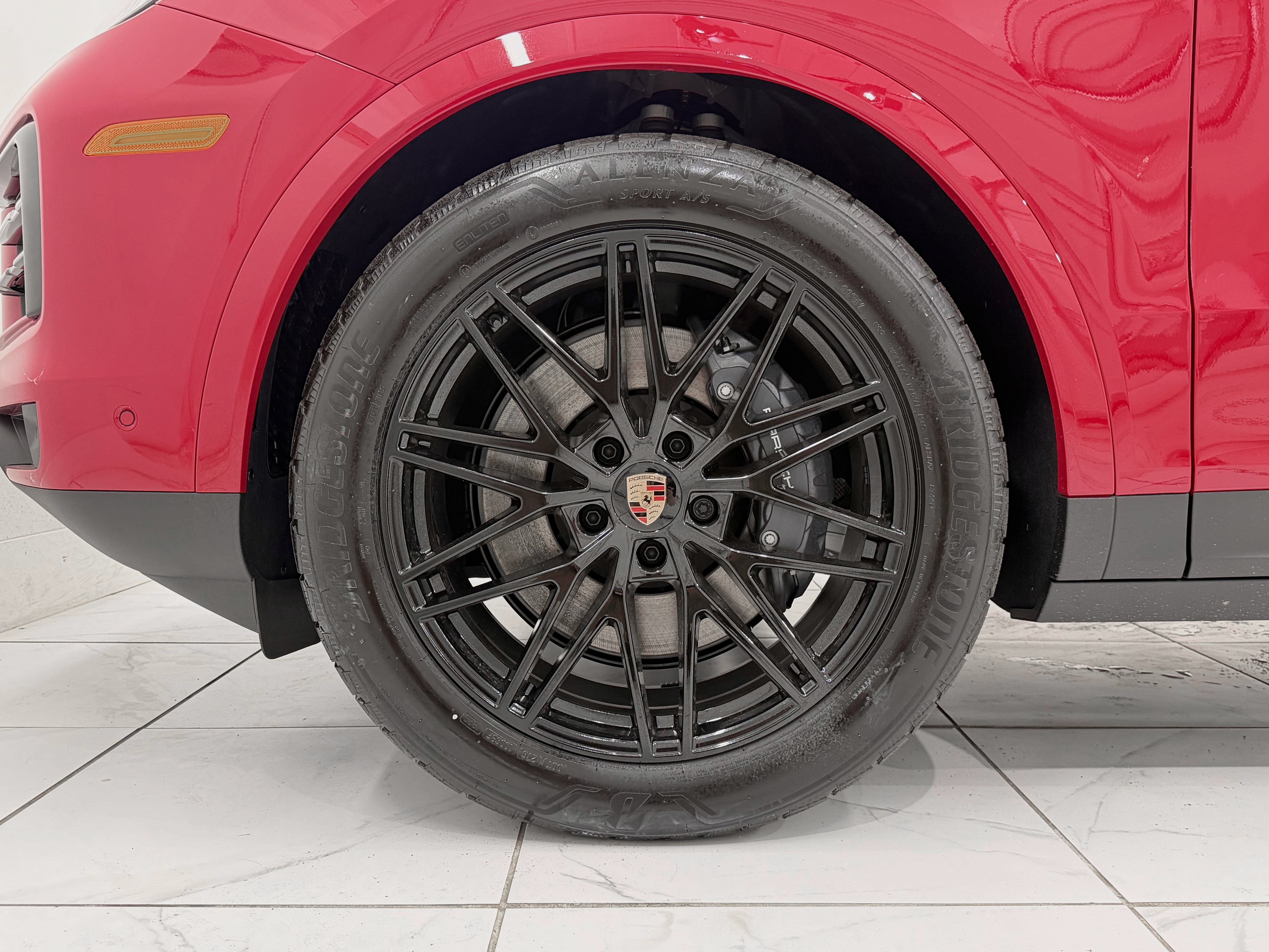 New 2026 Porsche Cayenne Coupe AWD/4WD image 16