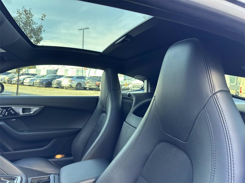 Used 2016 Jaguar F-TYPE S image 16
