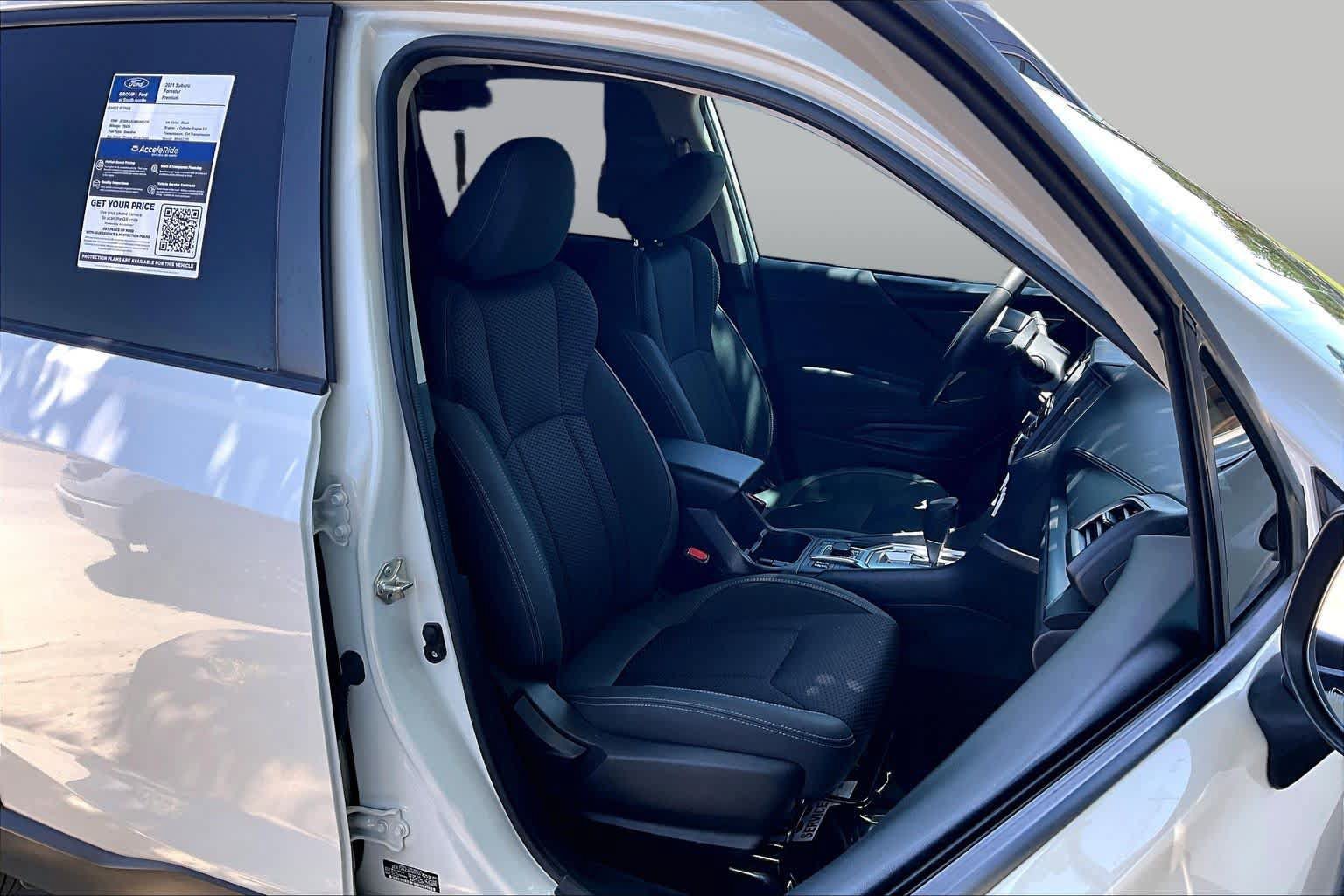 Used 2021 Subaru Forester Premium AWD/4WD image 9