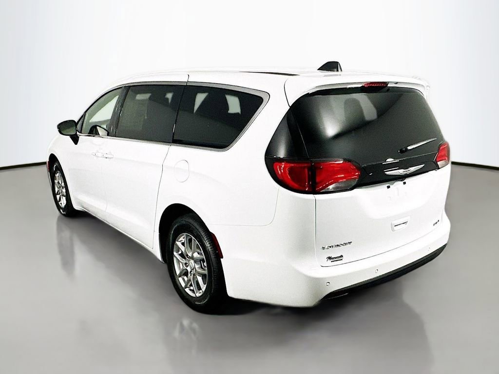 New 2026 Chrysler Voyager LX FWD image 5