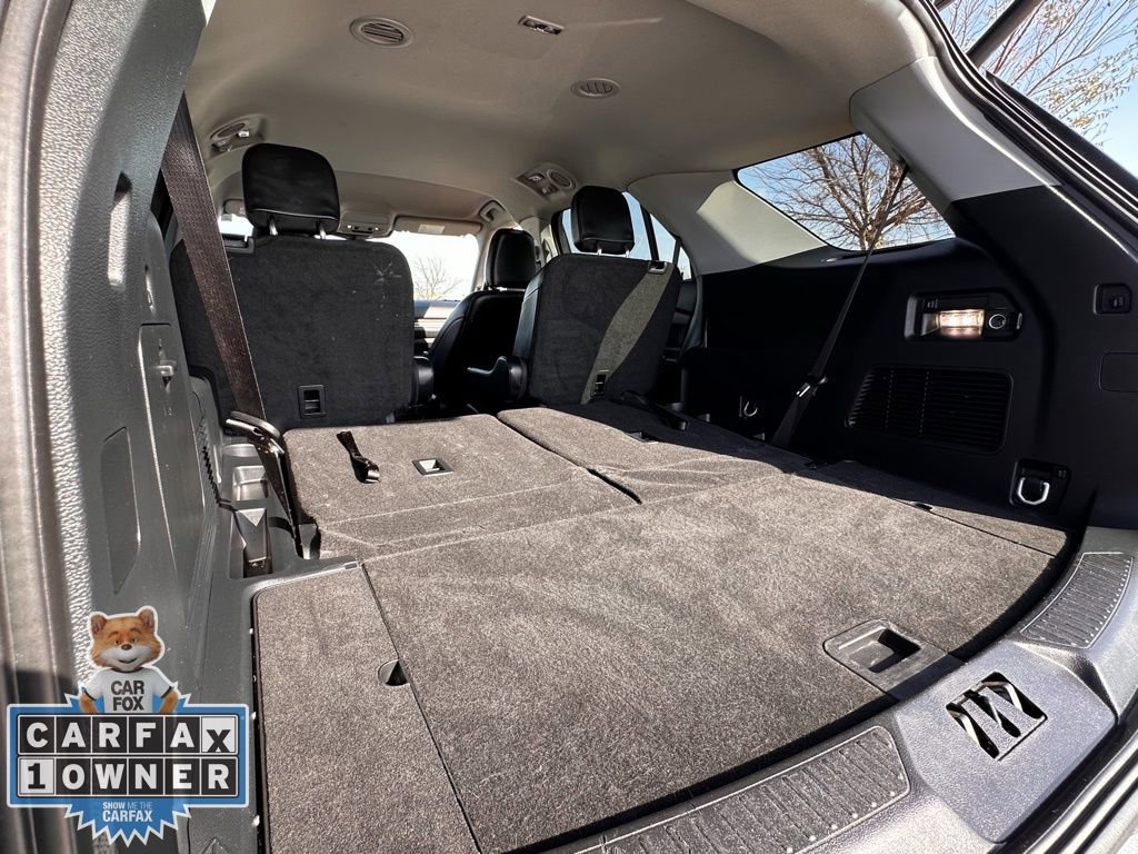 Used 2023 Ford Explorer XLT w/ Equipment Group 202A image 31