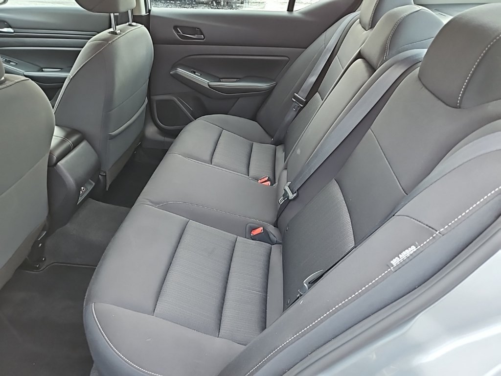 Used 2024 Nissan Altima 2.5 SV FWD image 20