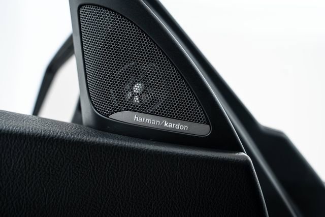 Used 2018 BMW M2 image 21