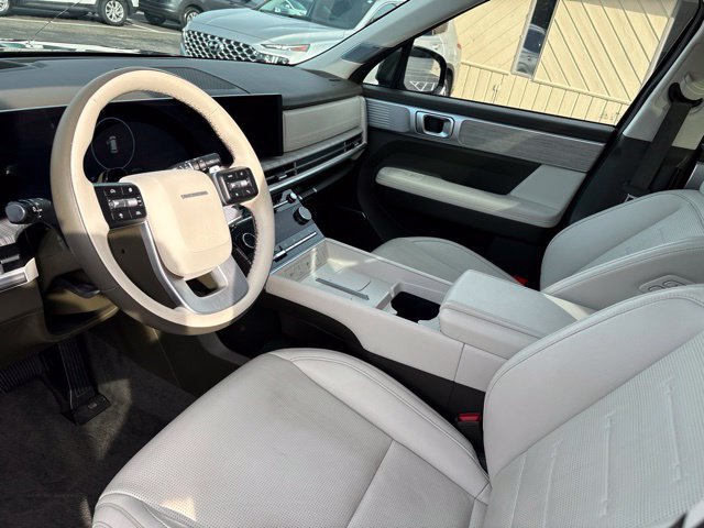 Used 2024 Hyundai Santa Fe Calligraphy AWD/4WD image 4