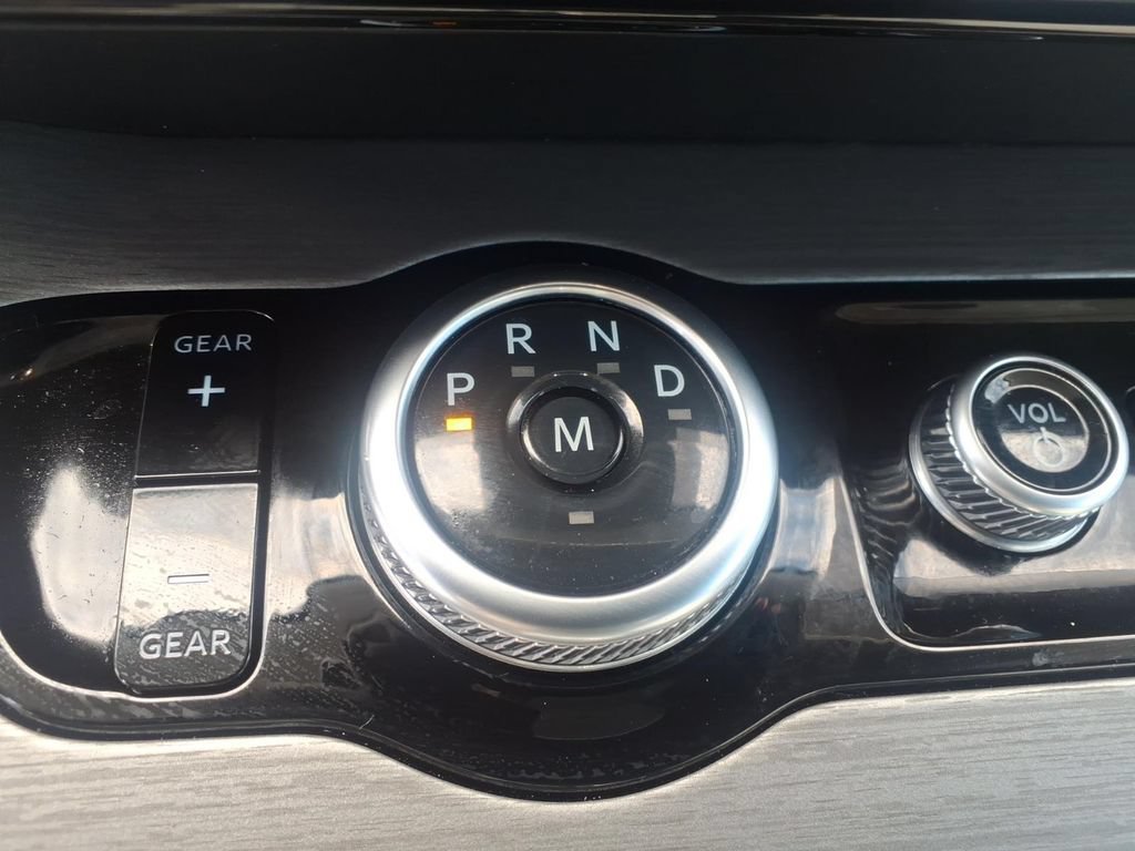 Used 2025 Ford Expedition Max Platinum AWD/4WD image 31