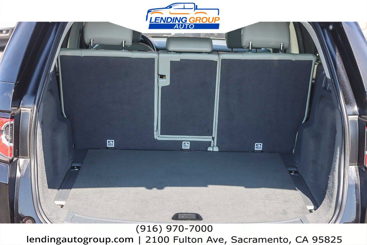 Used 2018 Land Rover Discovery Sport SE image 23