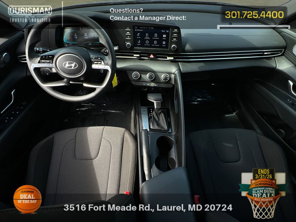 Used 2025 Hyundai Elantra SE image 16