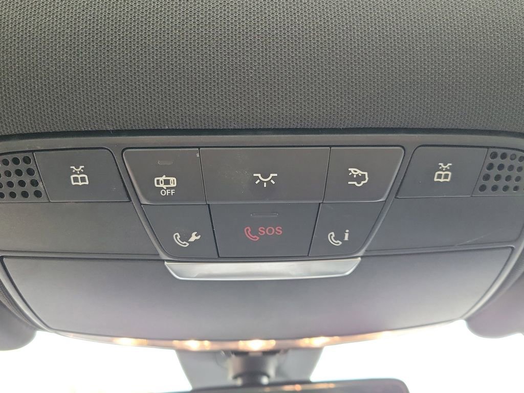 Used 2018 Mercedes-Benz E 400 4MATIC Sedan image 29