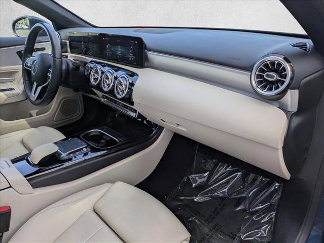 Used 2021 Mercedes-Benz A 220 image 21