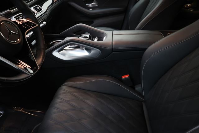 Used 2026 Mercedes-Benz Maybach GLS 600 4MATIC image 91