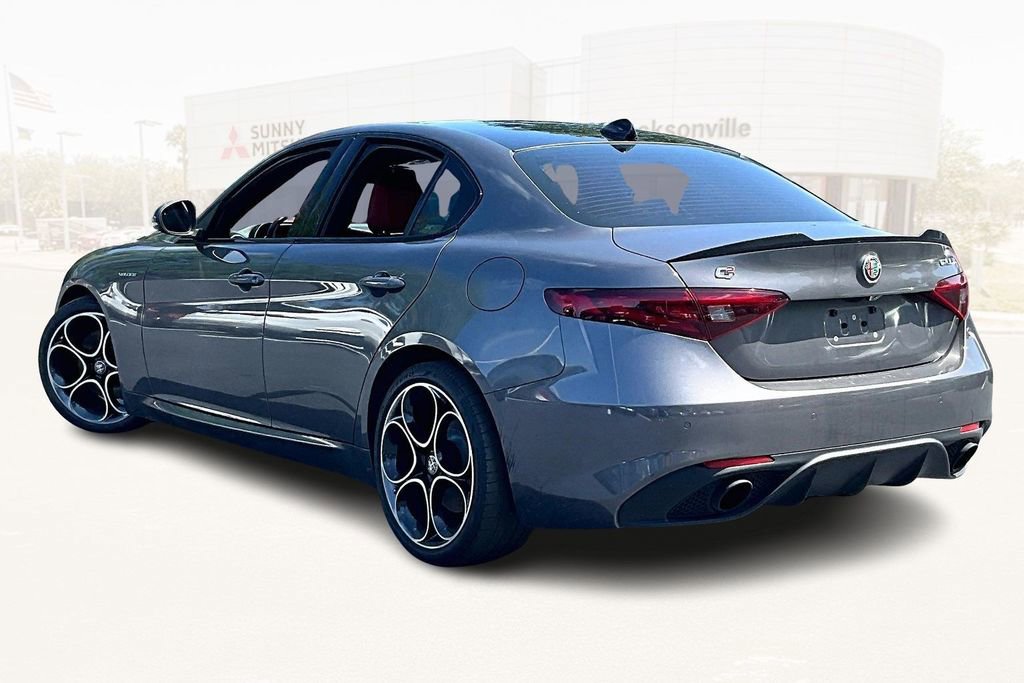 Used 2022 Alfa Romeo Giulia Veloce image 4