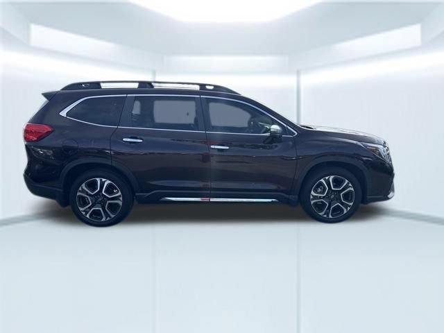 Used 2023 Subaru Ascent Touring AWD/4WD image 5