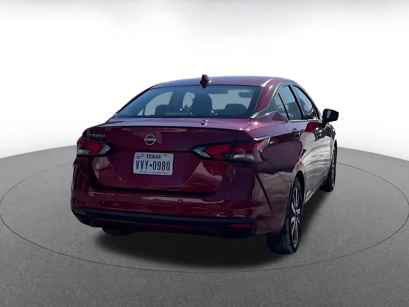 Used 2025 Nissan Versa SV image 12