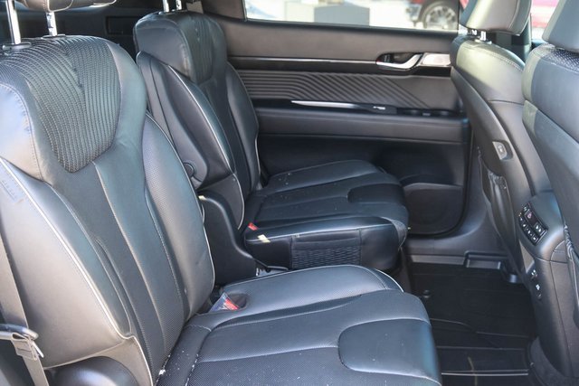 Used 2024 Hyundai Palisade Calligraphy image 21