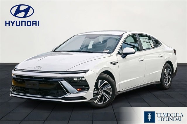 New 2026 Hyundai Sonata Blue