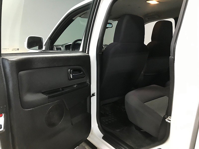 Used 2012 Chevrolet Colorado LT AWD/4WD image 15