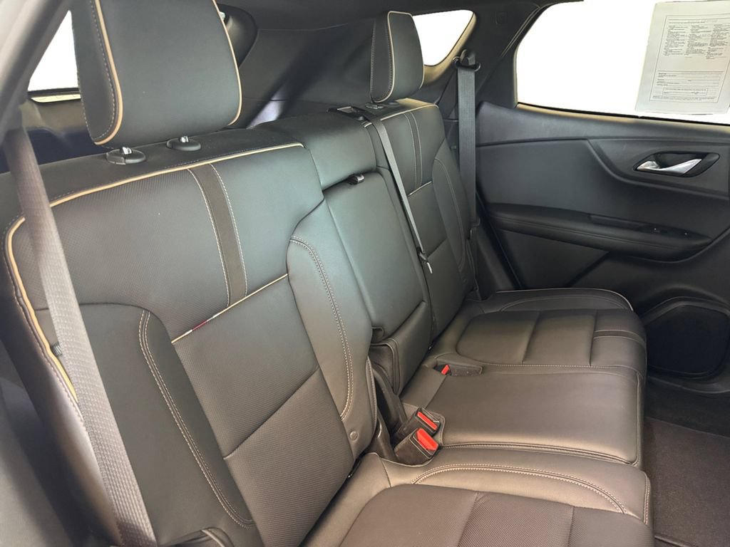 Used 2021 Chevrolet Blazer Premier w/ Driver Confidence II Package AWD/4WD image 18