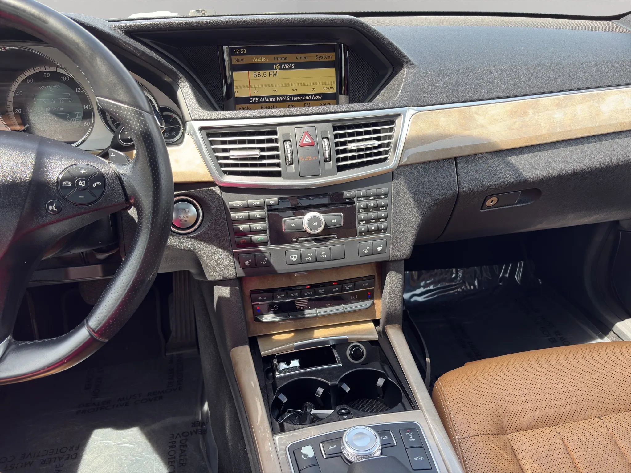 Used 2011 Mercedes-Benz E 550 Sedan image 14